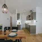 Sea 5 *